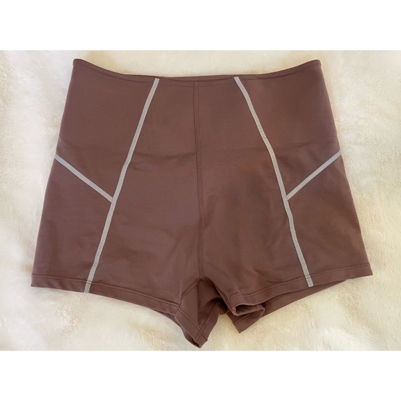 SOLD • NWOT Free People You’re A Peach Shorts - Picture 3 of 6